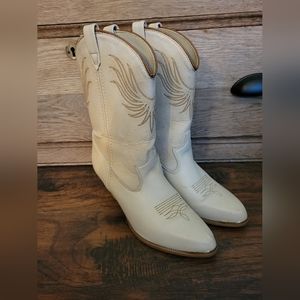 Womens Vintage White Leather size 7.5 Dingo Cowboy Boots. Coastal Cowgirl.